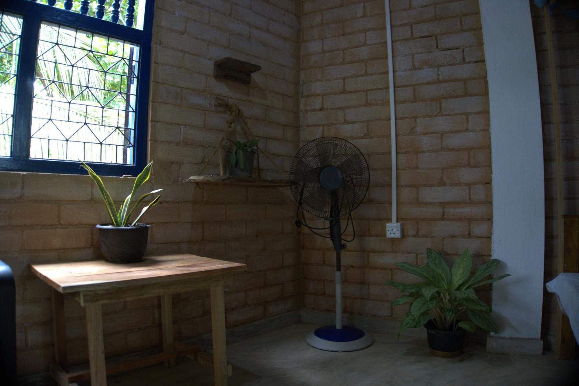 Passionfruit Homestay Matara Buitenkant foto